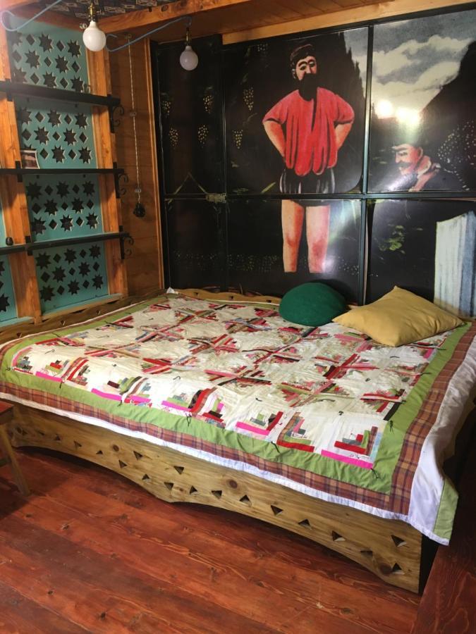 Guesthouse Aisi In Lagodekhi Bagian luar foto