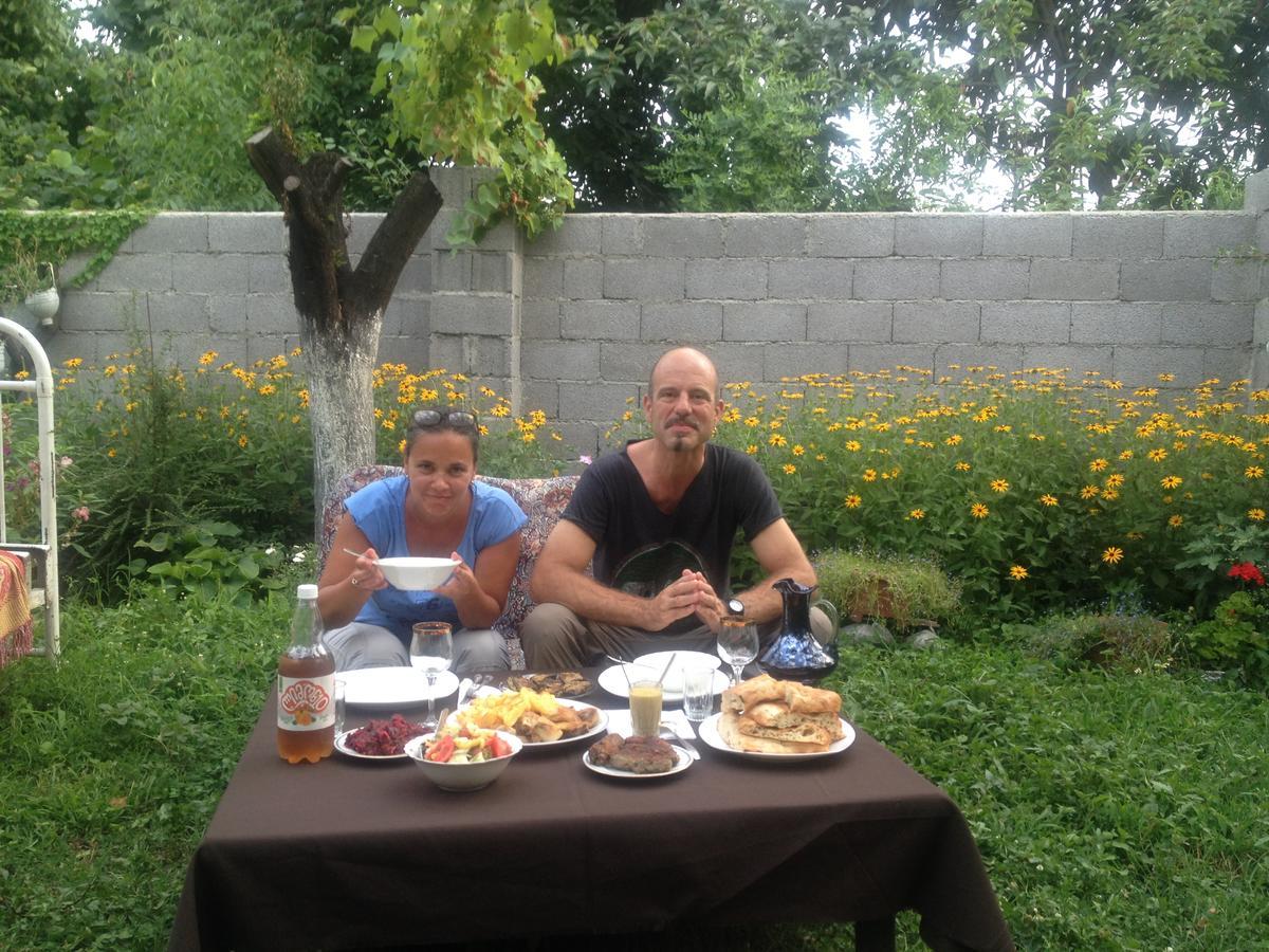 Guesthouse Aisi In Lagodekhi Bagian luar foto